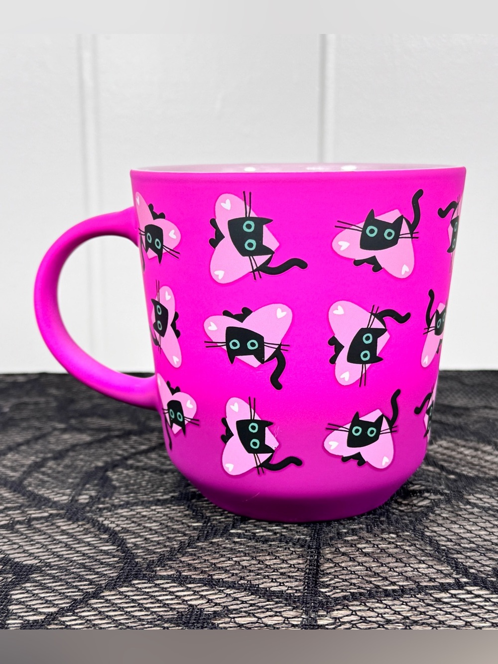 NEW Prima Design Hearts and Black Cats Halloween Mug